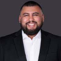 Edward Celiz's Instagram, Twitter & Facebook