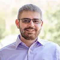 Megan Peak's Instagram, Twitter & Facebook