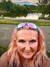 Mike Maines's Instagram, Twitter & Facebook