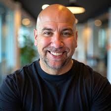 Ryan Arellano (@RyanAArellano)