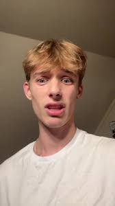 Alex Bouziane's Instagram, Twitter & Facebook