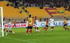Follow the serie b live football match between lecce and reggina with eurosport. Il Lecce Batte La Reggina 1 0 Per I Giallorossi La Gazzetta Del Mezzogiorno