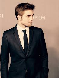 These new photos and a video were apparently taken during a location shoot at the glasgow necropolis cemetery in scotland and feature robert pattinson's stuntman. I Love The Classics Cute Boy White Shirt Black Tie Robert Pattinson Movies Robert Pattinson Robert Pattinson And Kristen