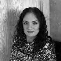 Vanessa Schmitt's Instagram, Twitter & Facebook