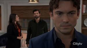 Chase is Willow's little bitch right now. Get him, Michael!