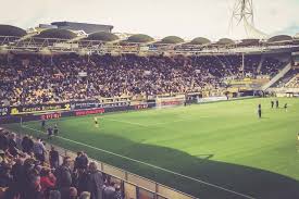 Erbaut wurde es zwischen 1999 und 2000. Parkstad Limburg Stadion Kerkrade Stadion Top Spiel Flop