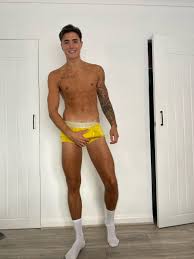 TheWazGod ( Currently in ENGLAND ) on X: Take 3 😉RT if you love a bright  pair of boxers sundayvibes onlyfans onlyfansmen @GAY__PORNO  @CollinSimpsonX @Kingdomofdicks1 @BritishLads2020 @Guy_vans @new_gaywanking  @hotguyinked @tattooedtwink69 ...