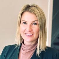 Rebecca Vaillancourt's Instagram, Twitter & Facebook