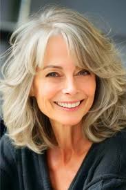 Roberta Oliver (roxie1947)