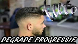 Une coupe parfaite pour les hommes noirs et métis, le dégradé aux tempe en fondu est excellemment réalisé, et les contours en finition donne beaucoup de classe à l'ensemble. Methodes De Degrade Progressif Tuto Youtube