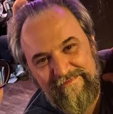 Is there a way to set up an all-AI game in Civ 7?