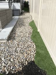 Lay artificial grass over crazy paving : How To Lay Artificial Grass Like A Pro A Pretty Fix