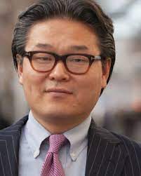 Archegos capital was founded by the former tiger management equity analyst, bill hwang. Errhy K5vzne M