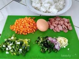 Nasi goreng sangat mudah dibuat sehingga cocok buat sarapan. Siapa Bilang Nasi Goreng Enak Harus Pakai Msg Ternyata Ini Cara Bikin Nasi Goreng Tanpa Msg