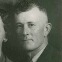 George Vandiver's Instagram, Twitter & Facebook