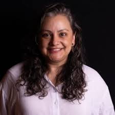 Estimada Red en esta búsqueda eterna de encontrar trabajo, he decidido…