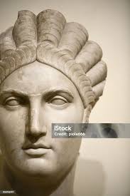 Volto Di Una Donna Romano