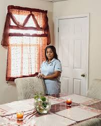 Akibat dari kejadian yang menimpa izzy, bosnya sangat kesal terhadap izzy pucelle. Making President Trump S Bed A Housekeeper Without Papers The New York Times