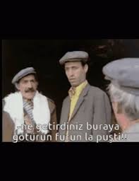 Hazırladığımız videoda şener şen'in filmlerinden en komik sahnelerin derlemesine tanık olacaksınız. Davaro Sener Sen Kemal Sunal Komik Gif Davarosenersenkemalsunalkomik Discover Share Gifs Cool Gifs Poster Animated Gif