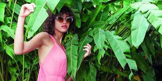 Check out our marie claire wedding guide, including what outfits and accessories to wear to a garden wedding. What To Wear To A Garden Party What To Wear To A Bbq