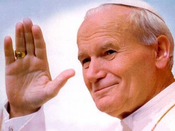 images?q=tbn:ANd9GcSvei4NN7uIrlNgr5kb8hY