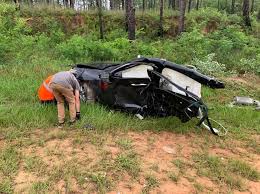 The teens have been identified. Wkrg North Mobile County Crash Splits Car In Half