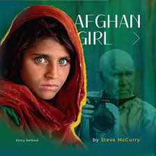 Les Rencontres I Salma Lahlou Nous avons partagé un moment privilégié avec  Salma Lahlou, à l'initiative de l'exposition School of Casablanca et  Fondatrice de la Think art Casablanca en 2015. School of