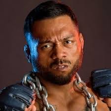 Darius Ayers's Instagram, Twitter & Facebook