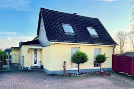 Finde günstige immobilien zum kauf in bundesland saarland Wulfrath Rohdenhaus Freistehendes Haus Zu Verkaufen Immobilienmakler Immobilien Stahl Wulfrath