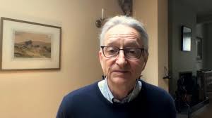 Geoffrey Hinton Warns of the “Existential Threat” of AI