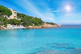 A costa esmeralda, na ilha da sardenha, figura entre uma das costas mais lindas do mundo, com seu mar de diferentes tons de azul e arquipélagos. 4 Und 5 Sterne Hotels Und Resorts Auf Der Costa Smeralda Wonderful Sardinia