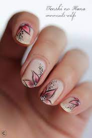 Nail Art In Watercolor And Acrylic Paint Ongles Motif Floral Vernis A Ongles Ongles Faciles