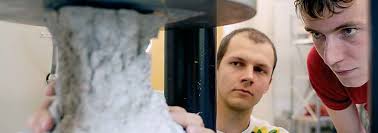 hs lausitz_wissenschaftstage_sicher.p65