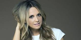 Celebrities with first name: Carly