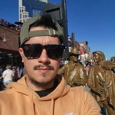 Raúl Segovia (@octane250) • Facebook