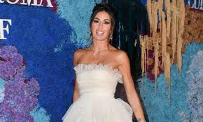 Elisabetta gregoraci news, gossip, photos of elisabetta gregoraci, biography, elisabetta gregoraci boyfriend list 2016. Elisabetta Gregoraci Denunciata Scoppia Il Caso Dopo Il Gfvip Kronic
