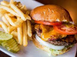 12 Restaurants In Easton To Grab A Delicious Bite