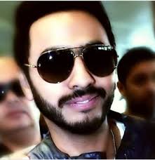 Nancy Mella (@MellaSaba)