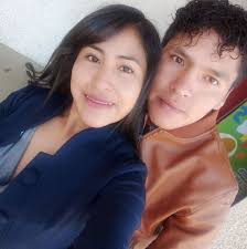 Ropa de la granja de Zenon y Gallina Pintadita