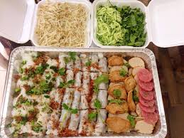 Fresh vietnamese spring rolls dinner party menu ideas. My Super Banh Cuá»'n At Dinner 3 Bring To The Party Outside On Sunday 3 Get This Recipe At Www Vietnamesefood Com Vn áº©m Thá»±c