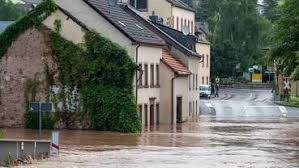 Was machen jetzt die menschen, die das unwetter erlebt haben. Tfurfxymfulfqm