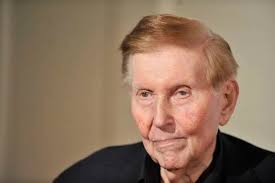 Sumner Redstone Insists He Ousted Philippe Dauman, Opposes Paramount Sale