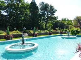 Planting fields arboretum state historic park, which includes the coe hall historic house museum, is an arboretum and state park covering over 400 acres (160 ha) located in the village of upper brookville in the town of oyster bay, new york. Garden Inspiration The Pool At Planting Fields Arboretum Kristine Robinson S Interiors And So Much More