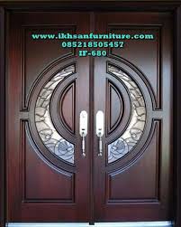 Pemilihan model handle pintu yang tepat juga menjadi kepuasan tersendiri bagi penghuni. Model Pintu Minimalis Terbaru Lingkar Kaca By Furniture Mebel Jepara Nama Model Pintu Minimalis Terbaru Entry Door Designs Wood Entry Doors Main Door Design