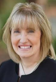 Lori Mcclintock's Instagram, Twitter & Facebook