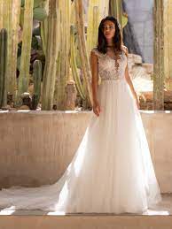 Let us dress your dreams. Pronovias Brautkleid Mirren Cruise 2021 Brautmoden Walter
