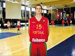 Basquetebol português de luto pela morte de Filipe Duval - Labor