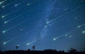 流星雨今夜大爆發 2020 浪漫流星雨 最佳觀測時間就在此時 也能在家收看線上直播 beauty美人圈 meteor shower pisces constellation space and astronomy