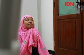 Untuk seorang umat muslim tentunya sangat gampang sekali, tinggal kita berdoa dan meminta kepada alloh swt maka insya alloh kita akan memiliki wajah seperti yang kita inginkan. Doa Agar Aura Wajah Terpancar Dan Bercahaya