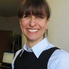 Alexandra Becker (@BeckerAlexandra)